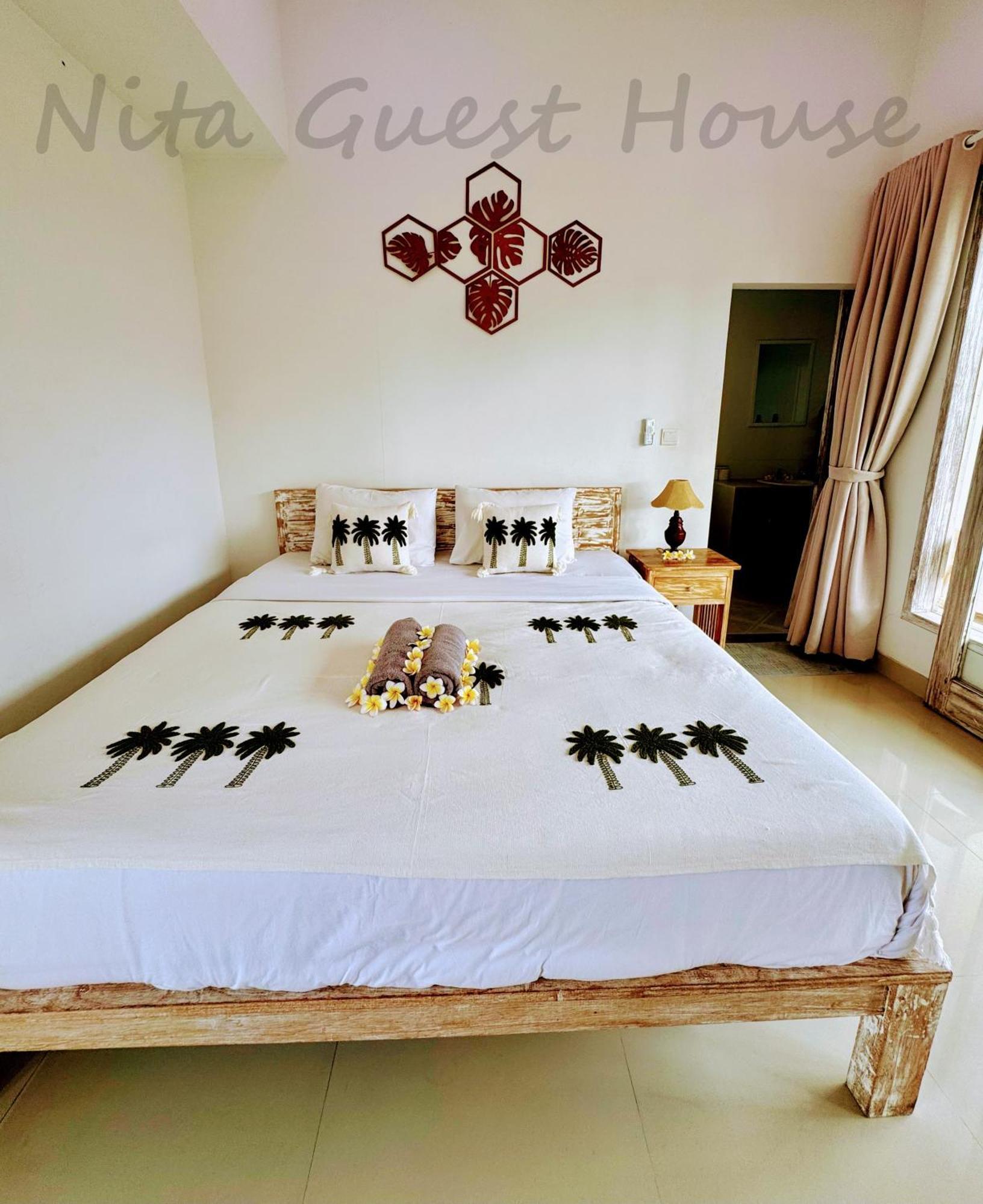 Nita Guest House Bali Canggu Extérieur photo