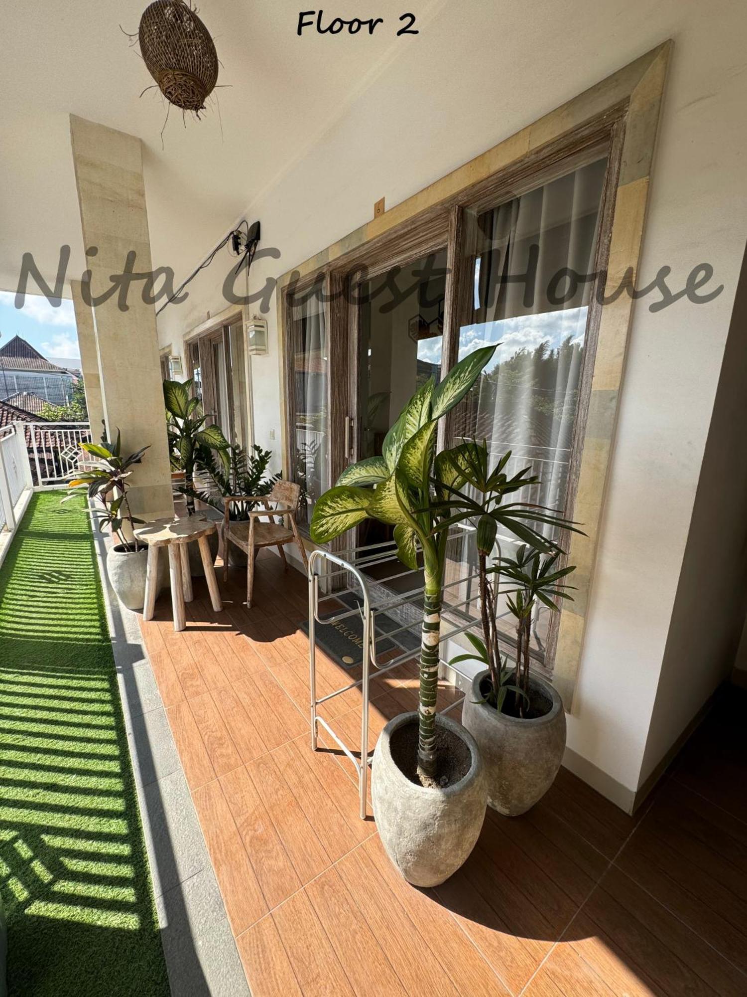 Nita Guest House Bali Canggu Extérieur photo