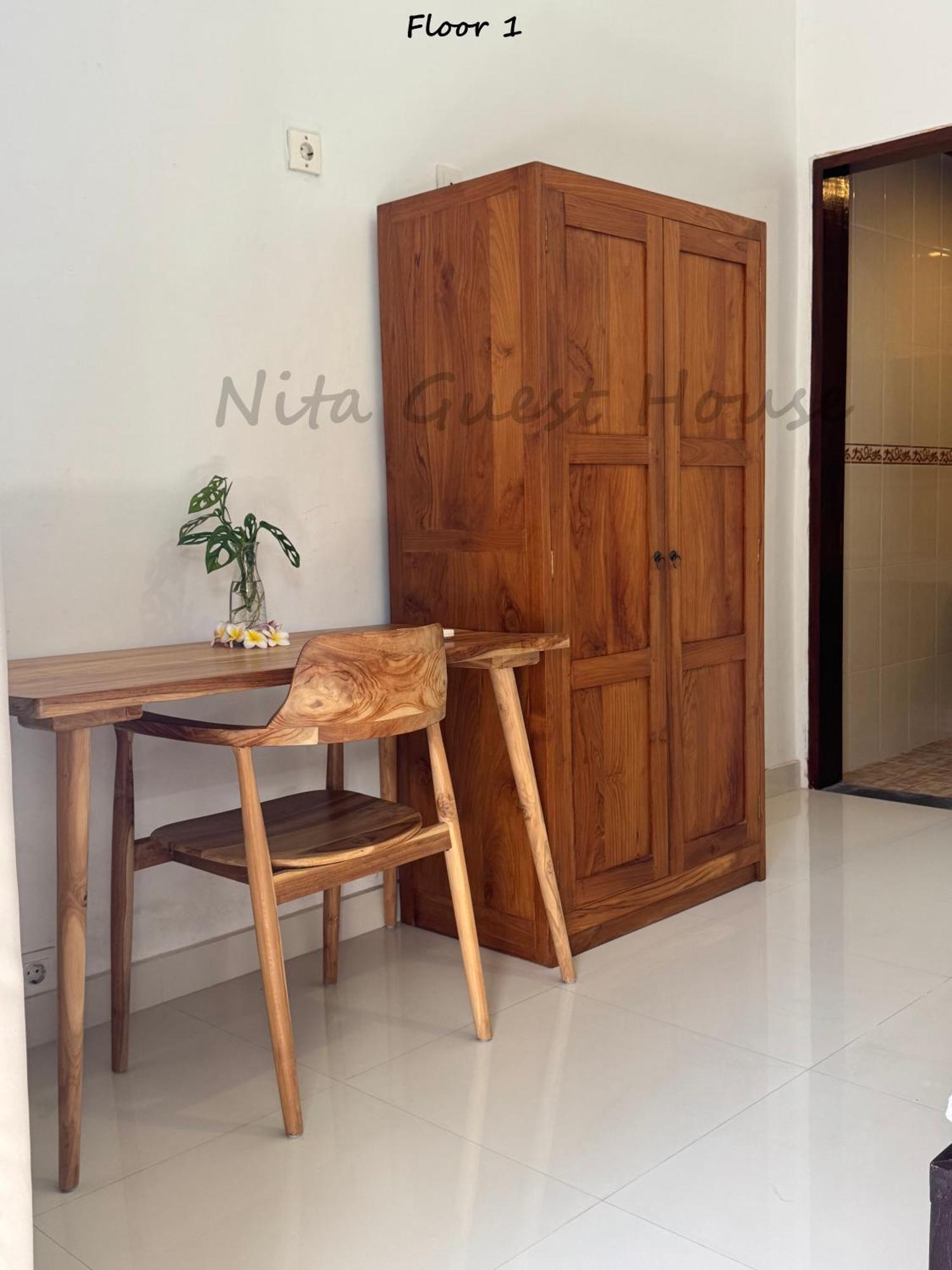 Nita Guest House Bali Canggu Extérieur photo